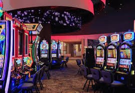 Antarmuka permainan Mega Moolah di aplikasi mobile bbtogel dengan display jackpot progresif dan kontrol taruhan